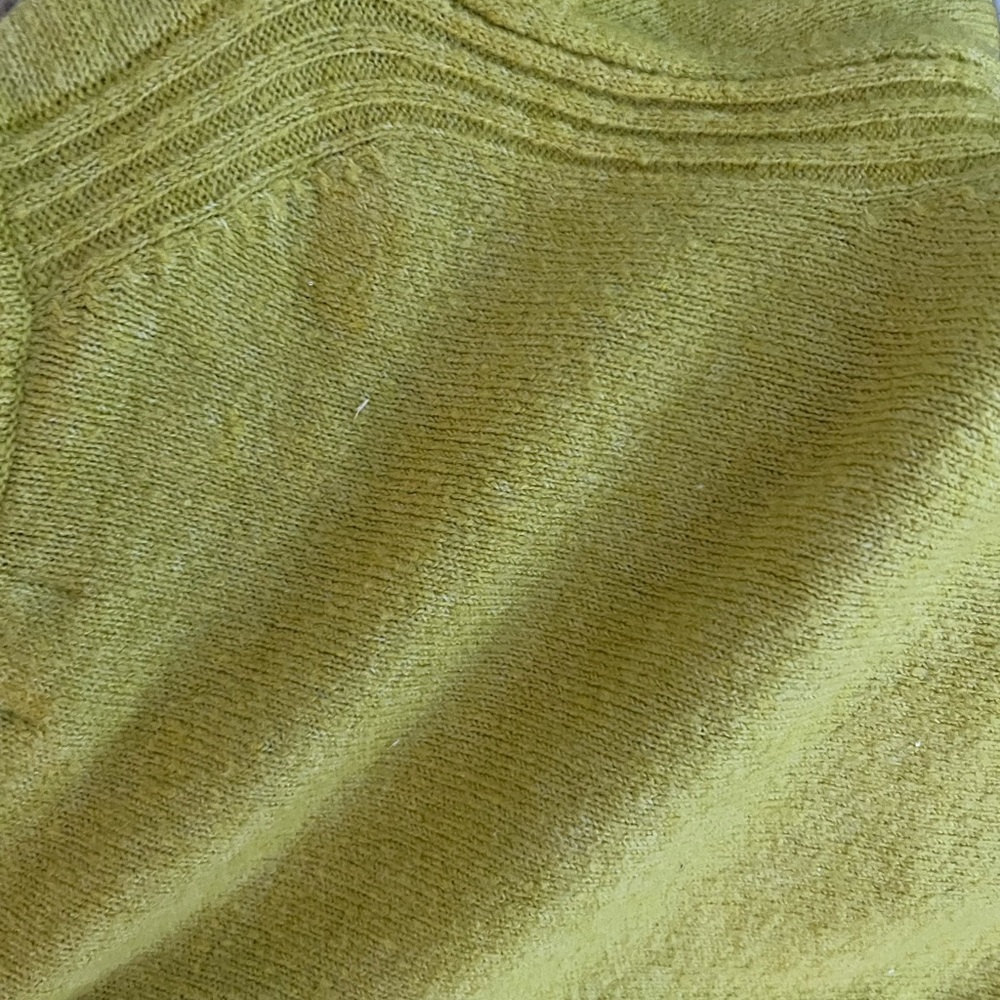 Target sweater - Picture 4 of 4